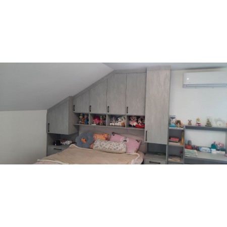 Mobilier dormitor pentru mansardă cu tavan înclinat Luna A-94